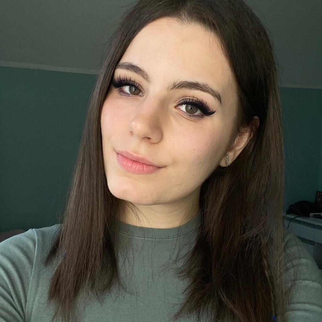 give-her-30mm-long-false-eyelashes-1-2xw8r17mj0