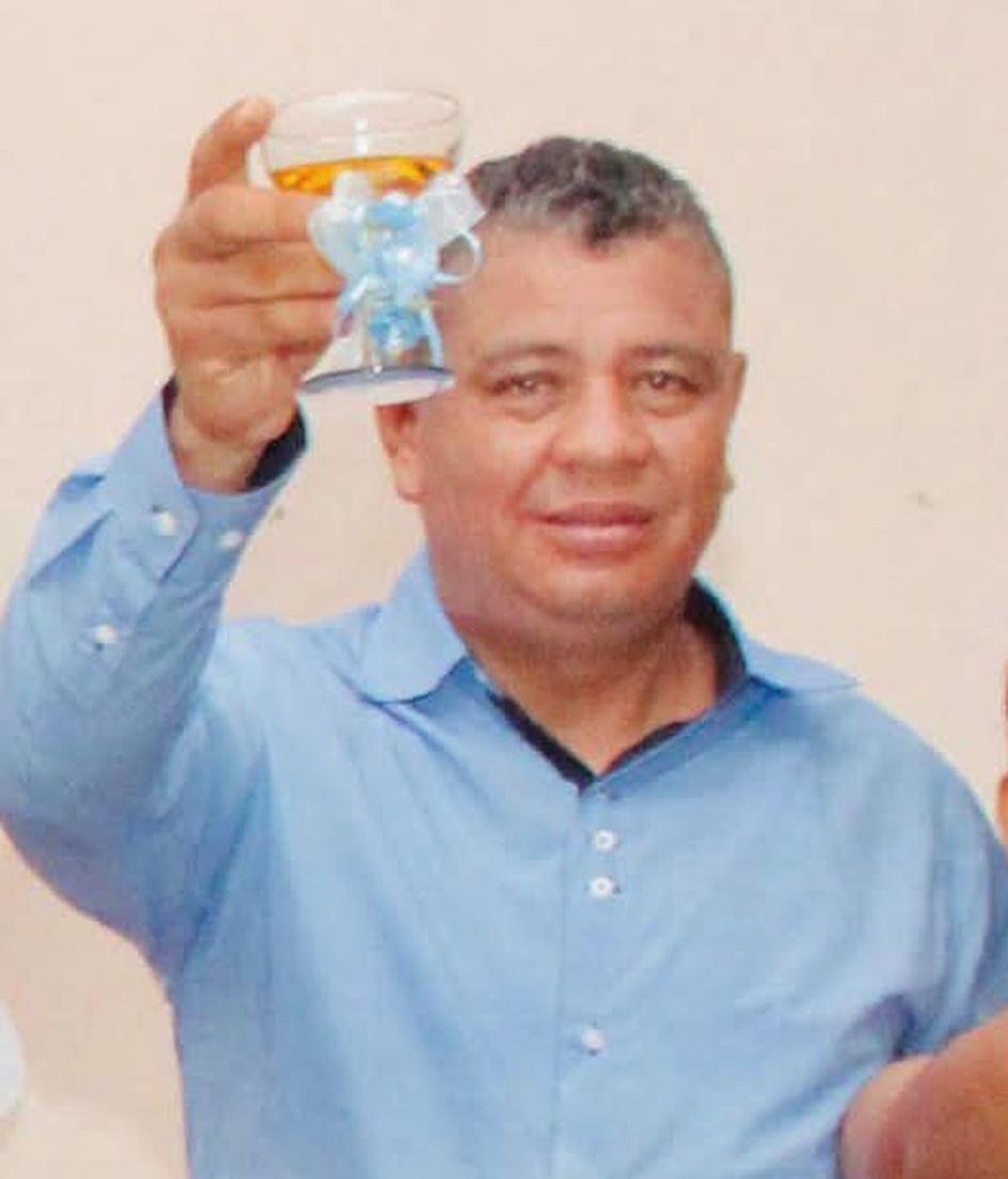 que-la-mano-la-tenga-en-posicion-baja-y-mejorar-la-szxdc0rmm