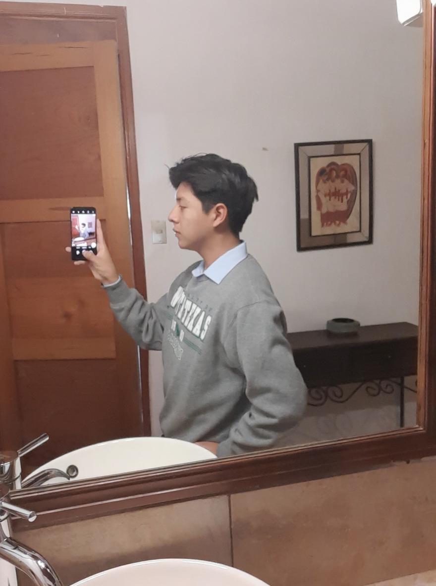 Necesito que mejores la calidad de la foto 