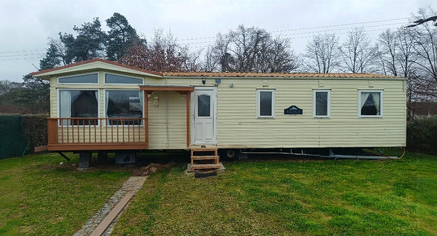 pridej-verandu-a-pergolu-a-udelej-v-mahagonu-311gsgqno5