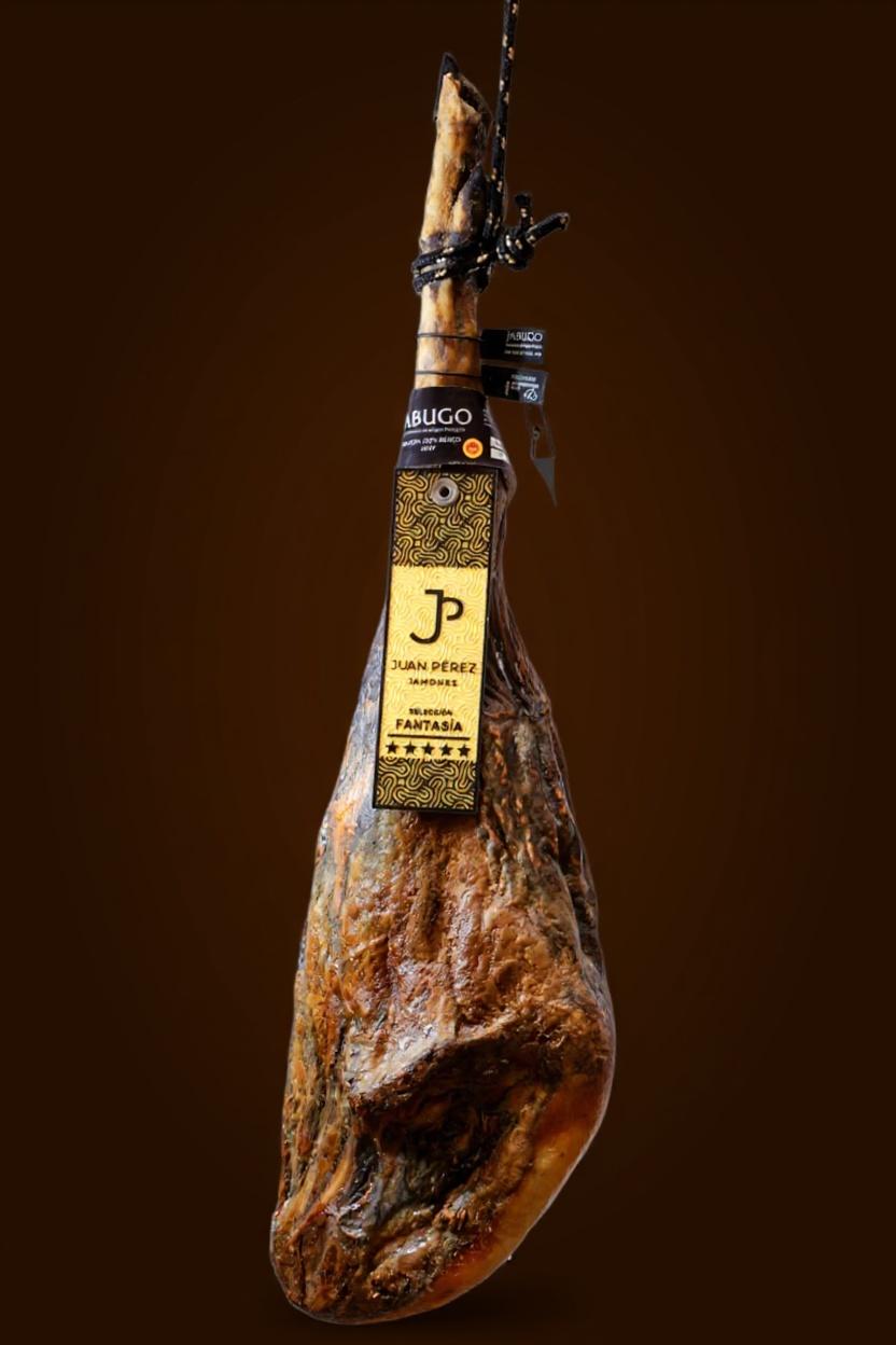 generate-a-photomontage-of-an-iberian-ham-on-a-qtp0hjtu2m