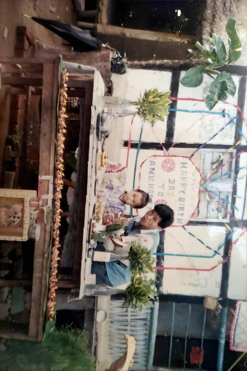 make-this-old-photo-new-clean-it-up-make-diar6y8g4