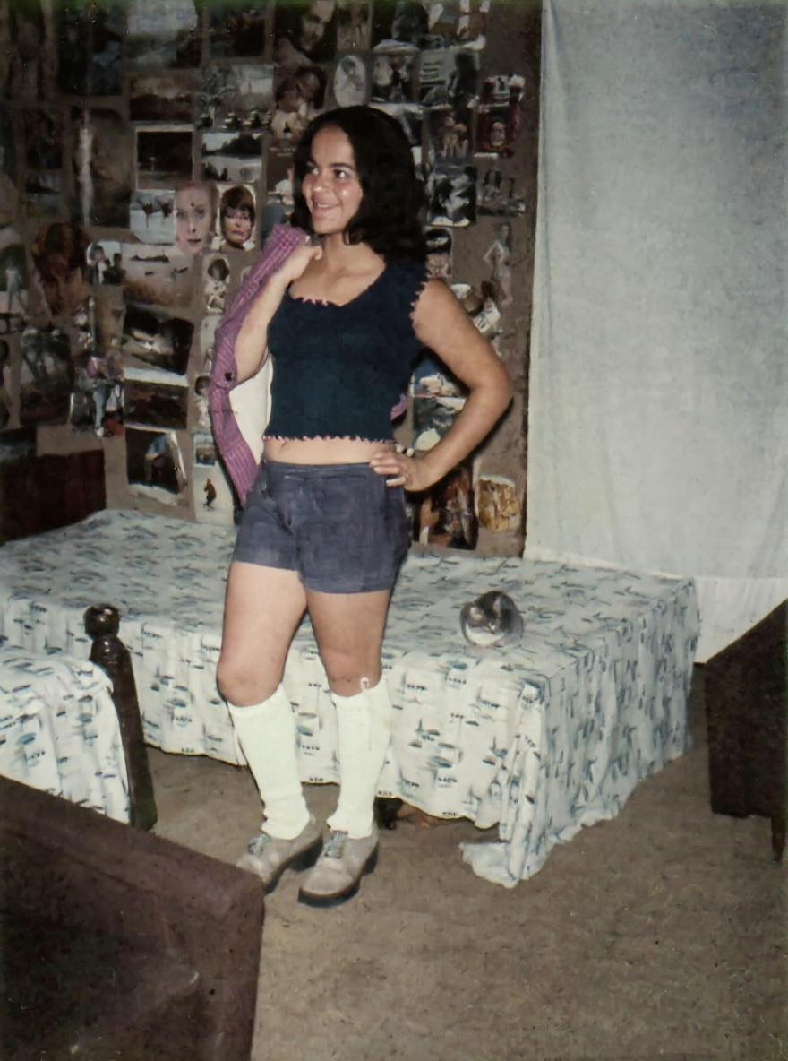 restore-old-damaged-or-low-quality-photos-with-e5fgm4qmx4