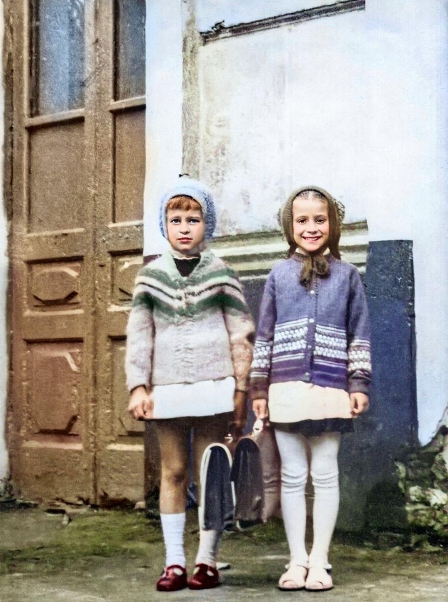 restore and change color to match art photography