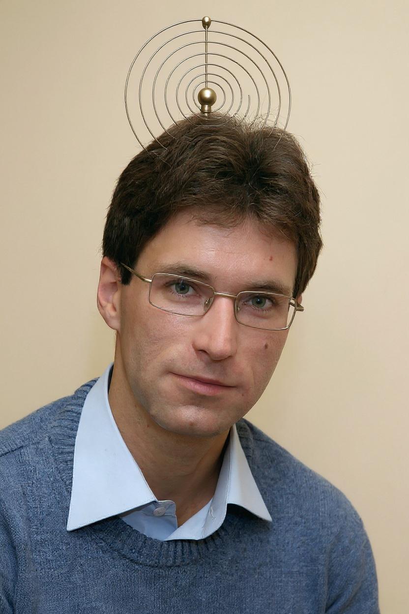 draw-a-large-antenna-on-your-head-that-spirals-t8211r3zpu