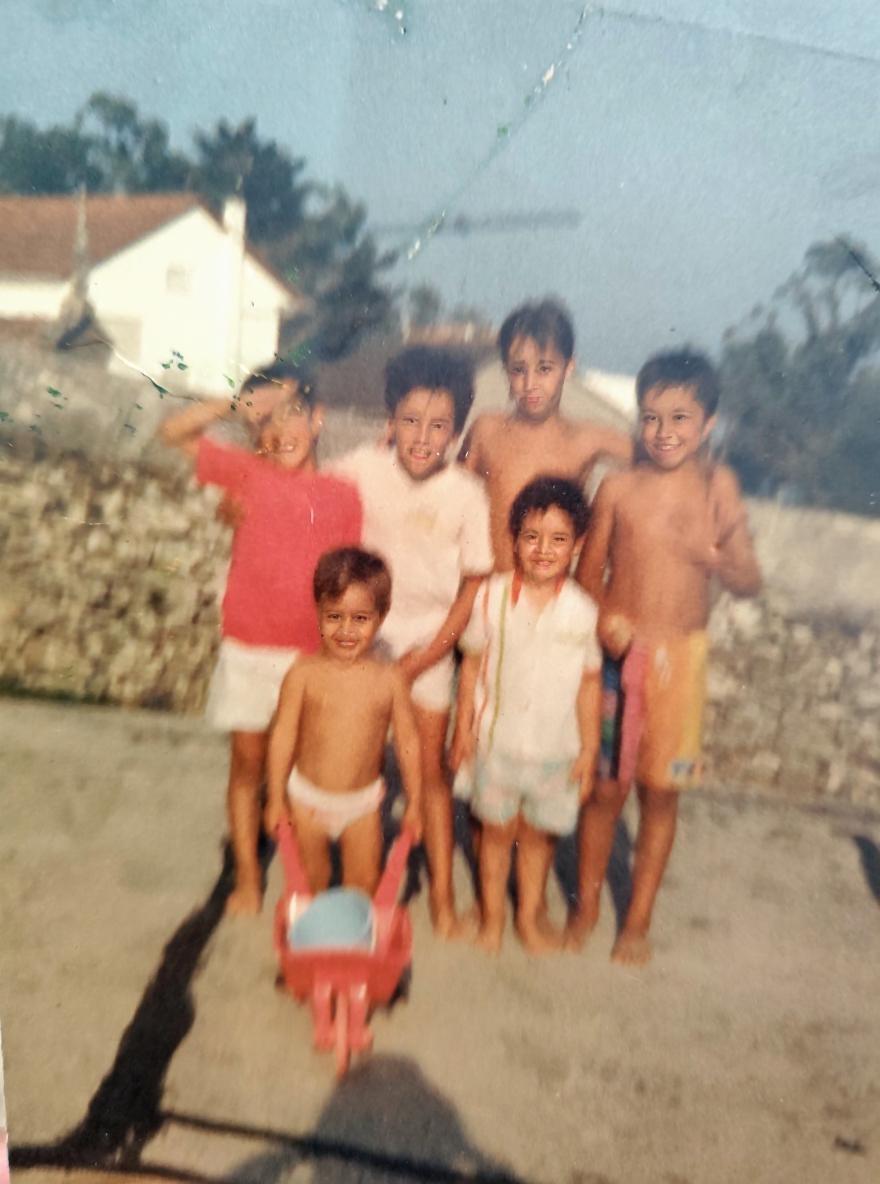 Arregla la foto. Está borrosa 
