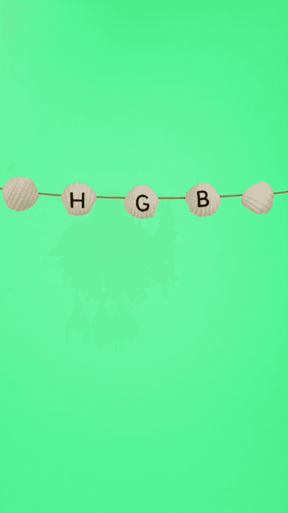a-horizontal-garland-of-realistic-6uuoifbtpp