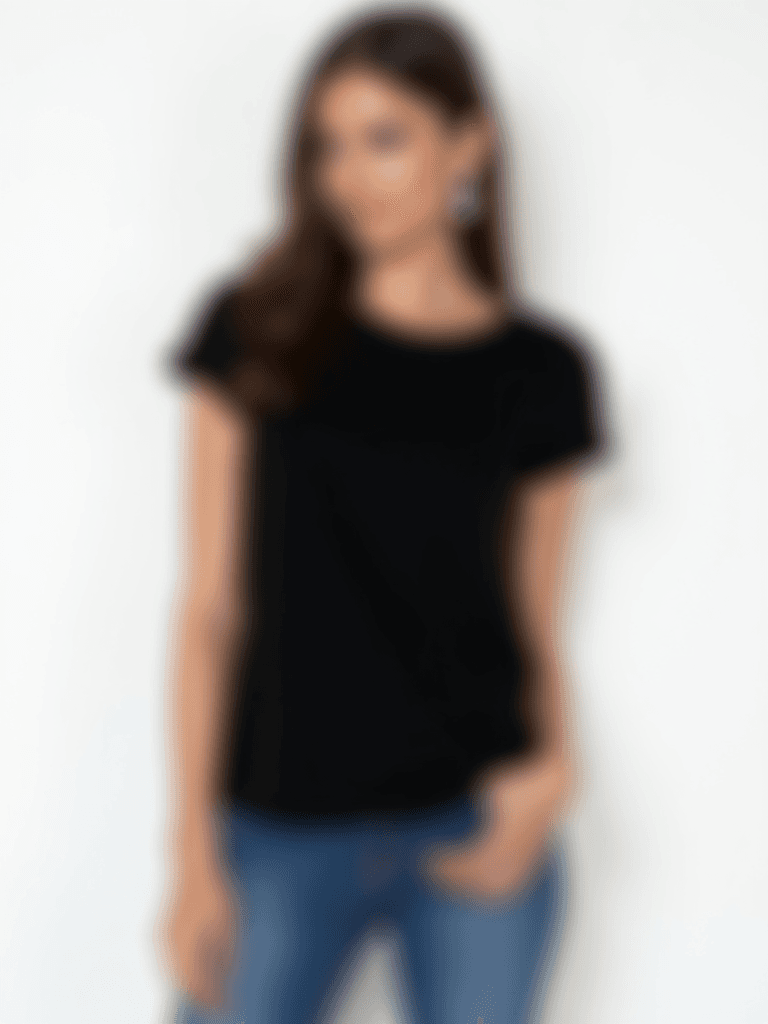 the-image-shows-a-model-wearing-a-black-jtl5ufiw9l