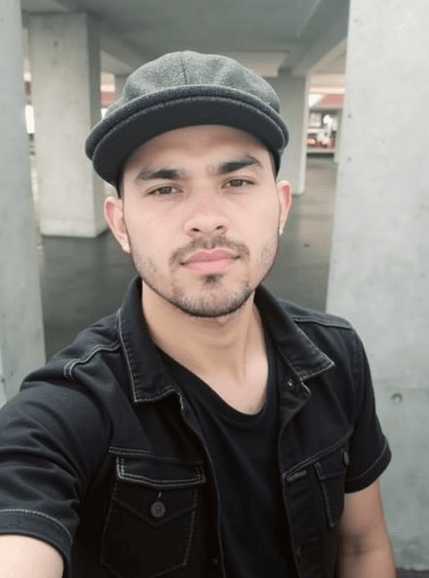 create-an-image-based-on-the-uploaded-e537f8vtfk