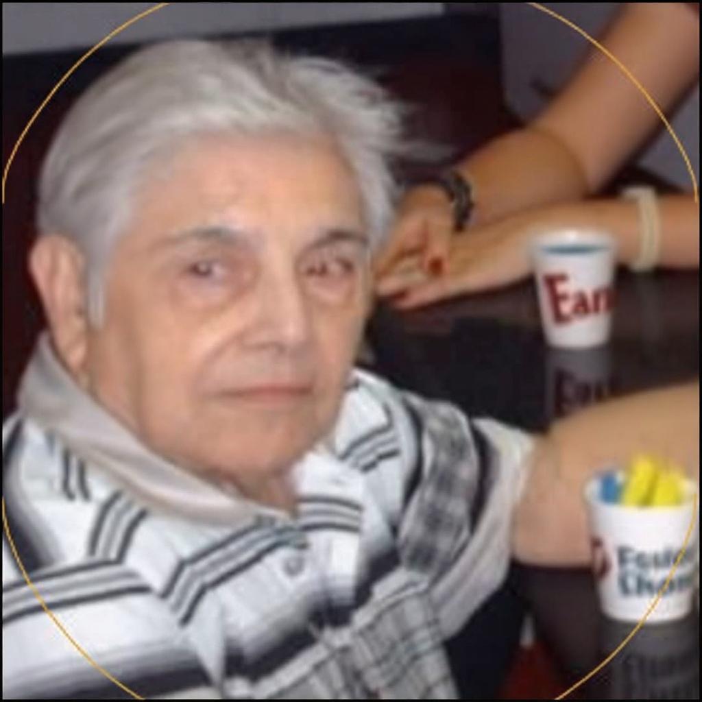 arreglar-el-brazo-de-la-mujer-que-aarece-k2jw7okrc