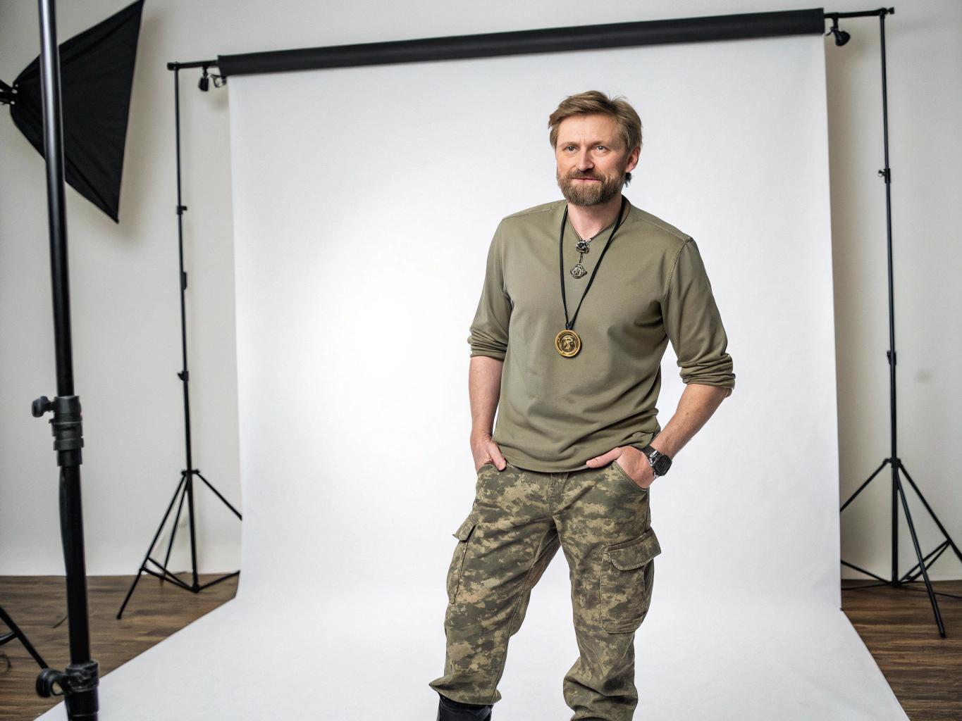 portrait-of-a-man-named-dariy-kopakula-jb08po0x6f