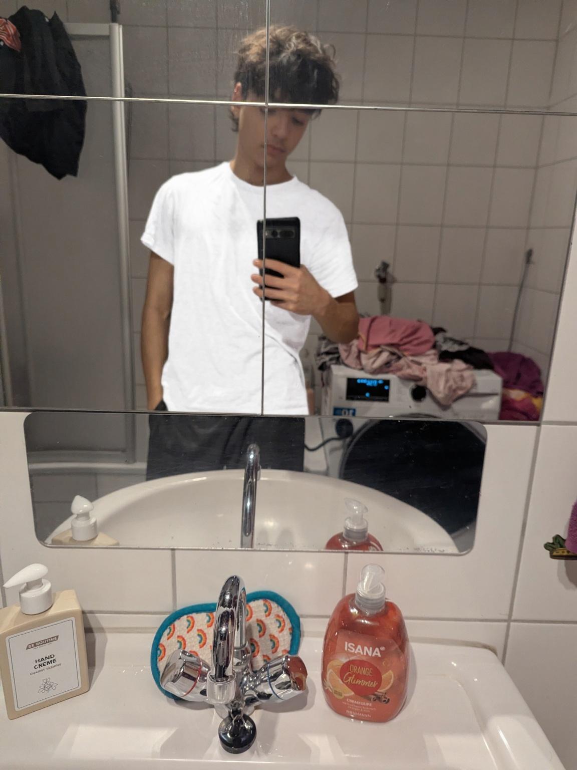 bitte-lass-mich-in-diesem-bild-ein-lockeres-eher-lcndnkiuam