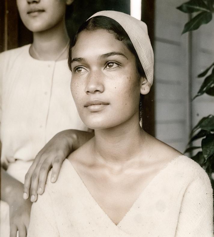 give-this-photo-100percent-real-face-mzm8lvjc2h