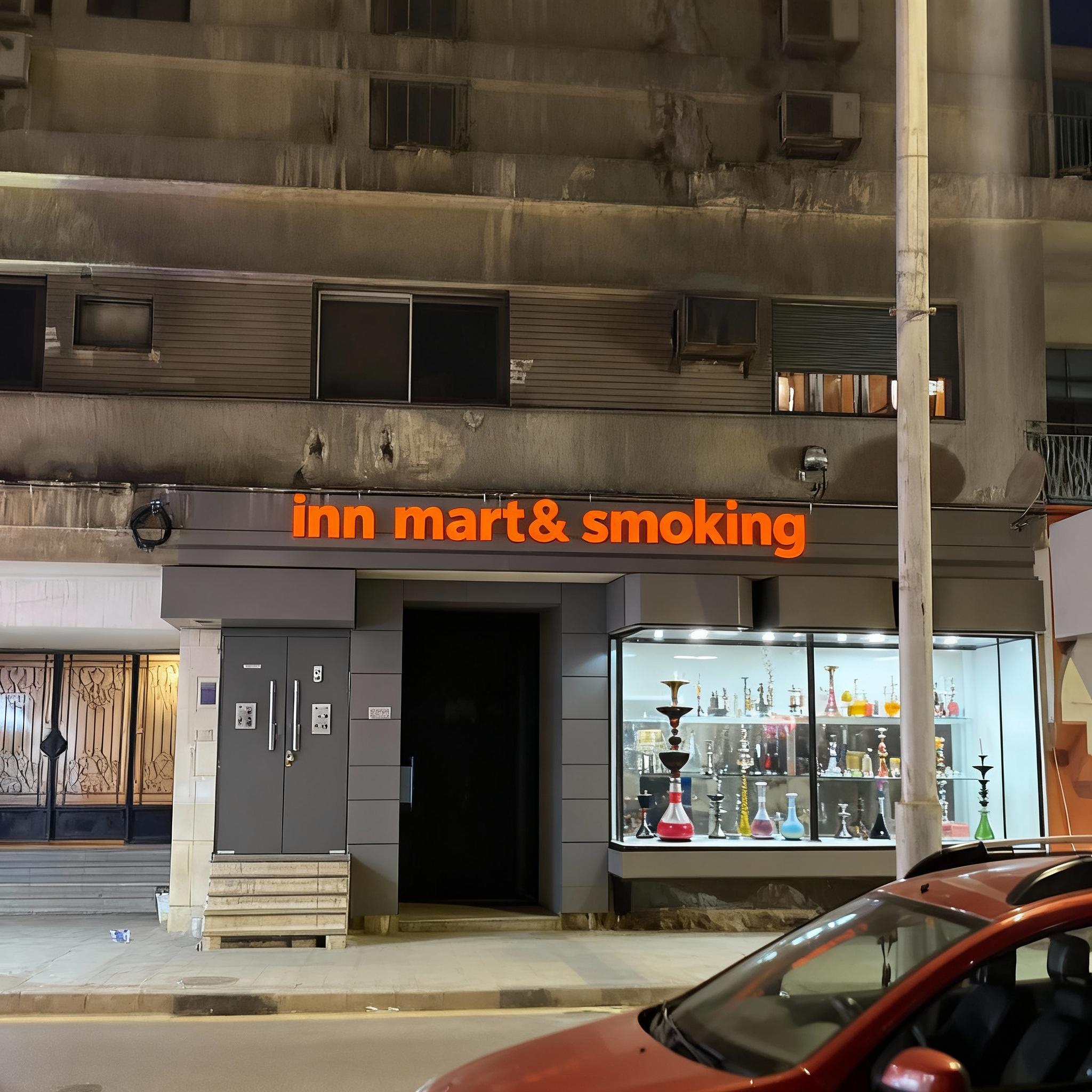 make-this-store-locks-modern-and-gray-cladding-and-s7zalllcx