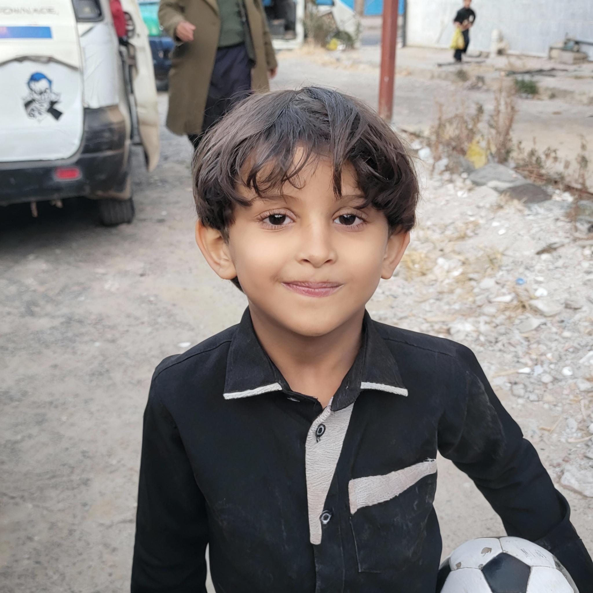 nzf-ly-htha-alwjh-walmlabs-wghyr-alkhlfyh-ala-e7kn0km0zb