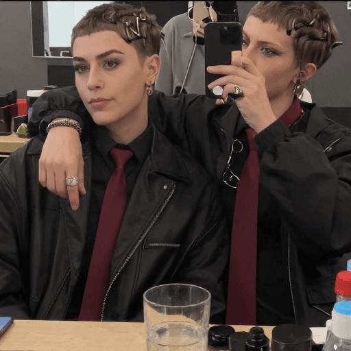 rajoute-une-coupe-wolf-cut-mullet-a-la-fille-l63ye14taj