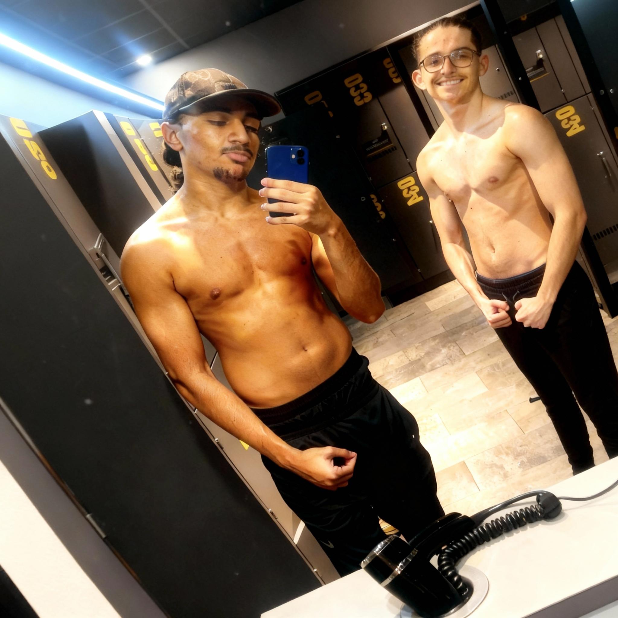 remet-le-ventre-comme-il-etais-juste-aplati-le-un-0vfba950o9