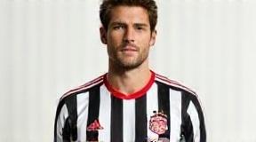 erstelle-ein-realistisches-fotorealistisches-m95jcwbiky