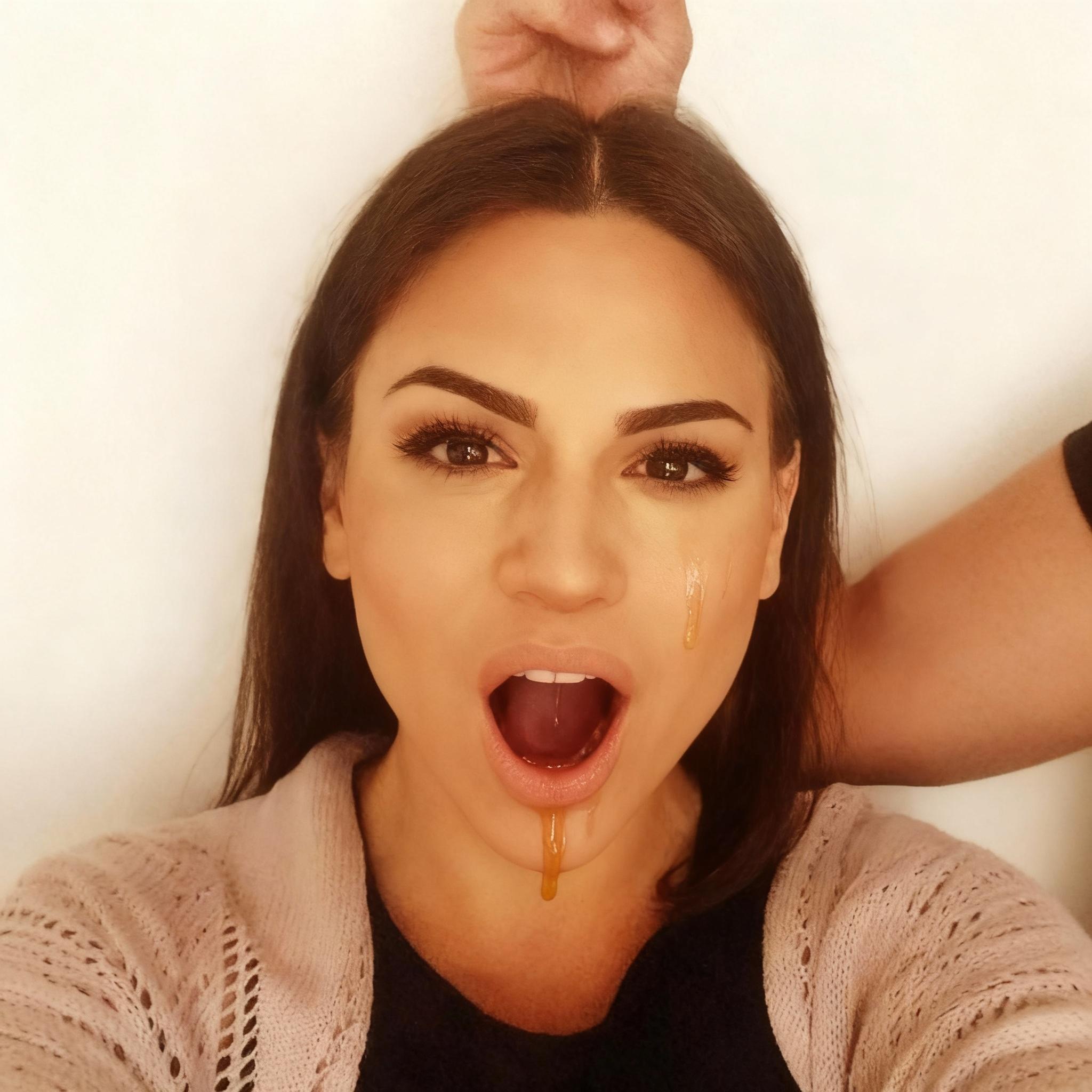 mouth-open-cum-on-face-iz3iqqctxr