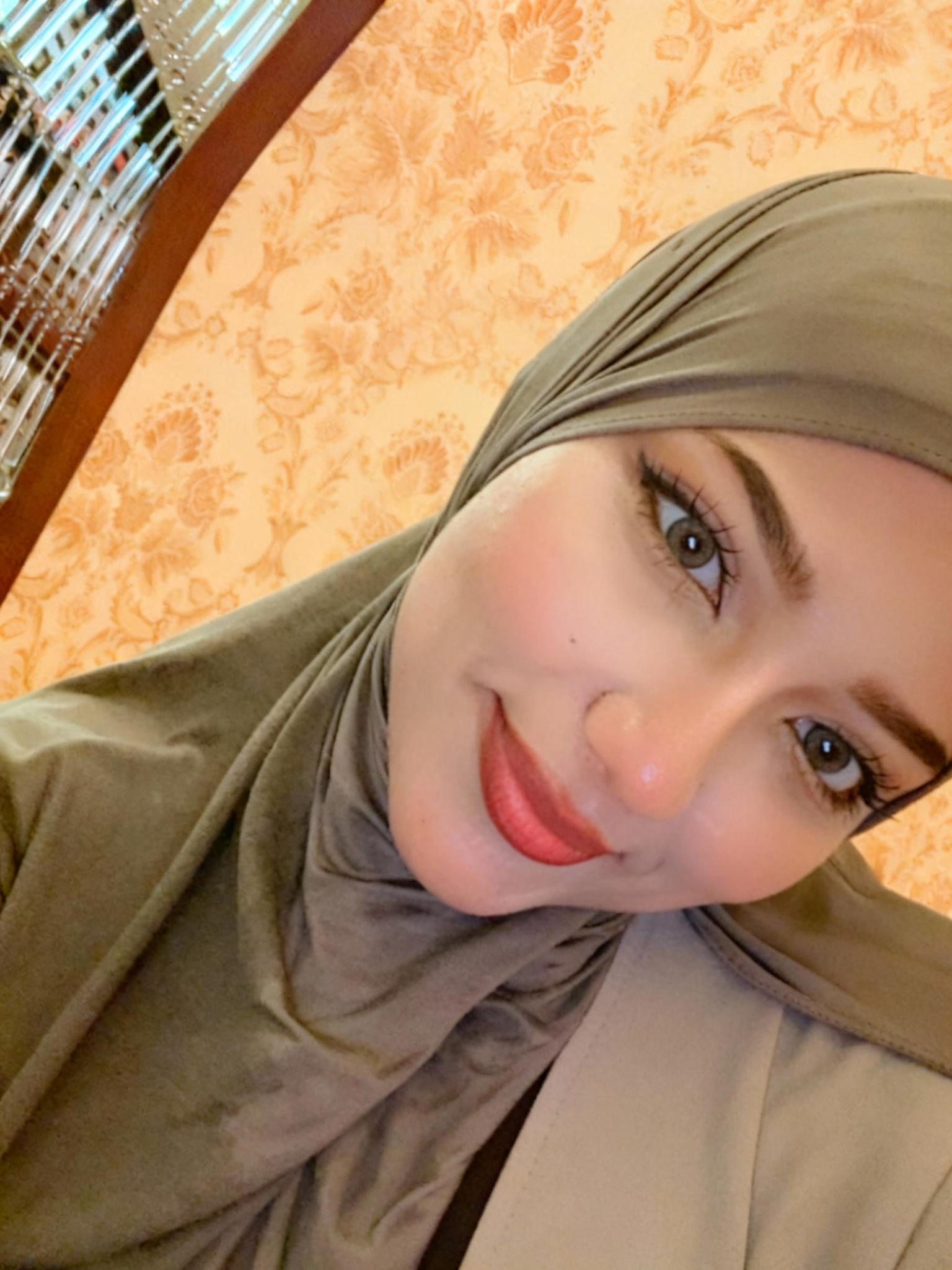 please-make-small-natural-adjustments-only-6r3jymj8te-2