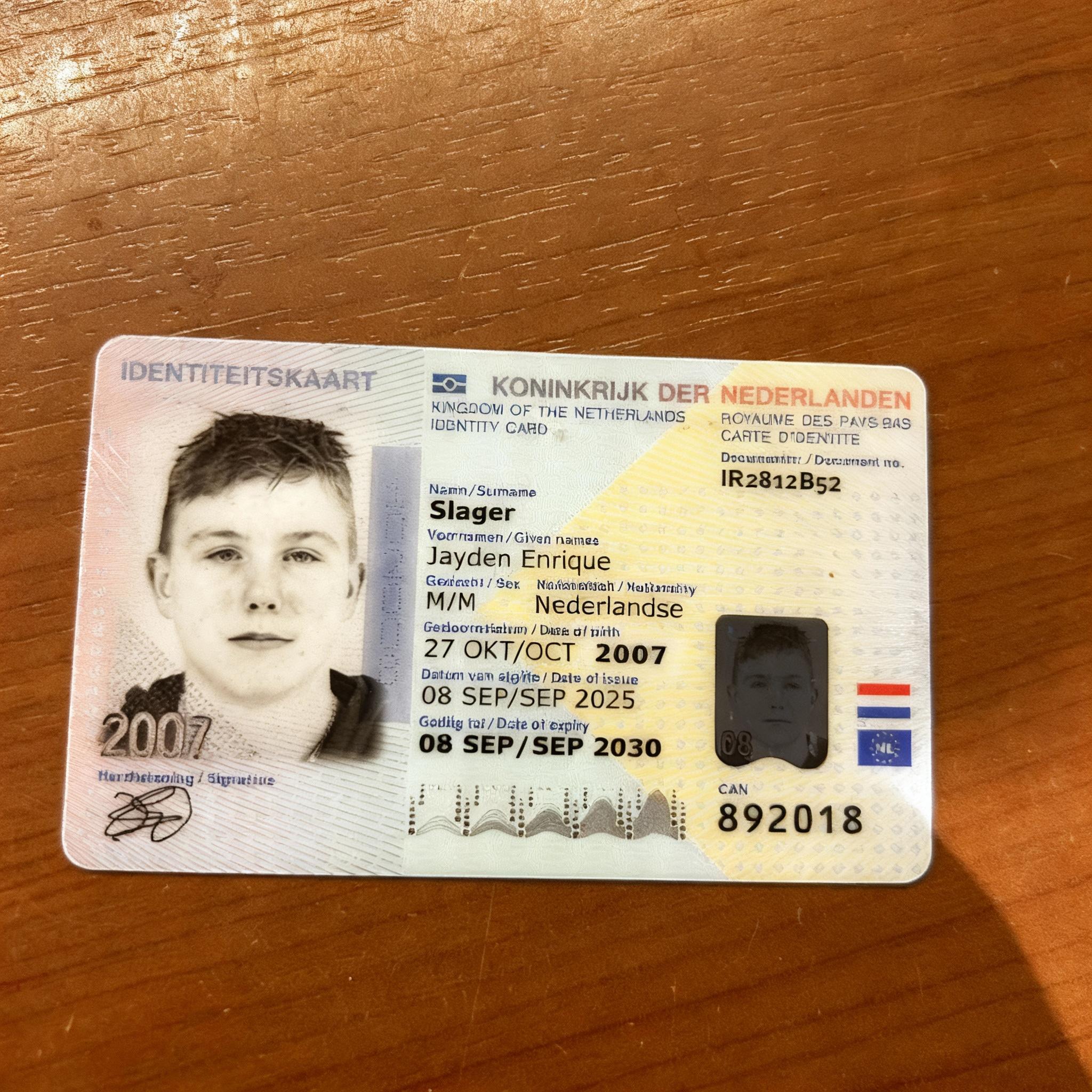 change-the-year-2008-to-2007-82y20f0ysa