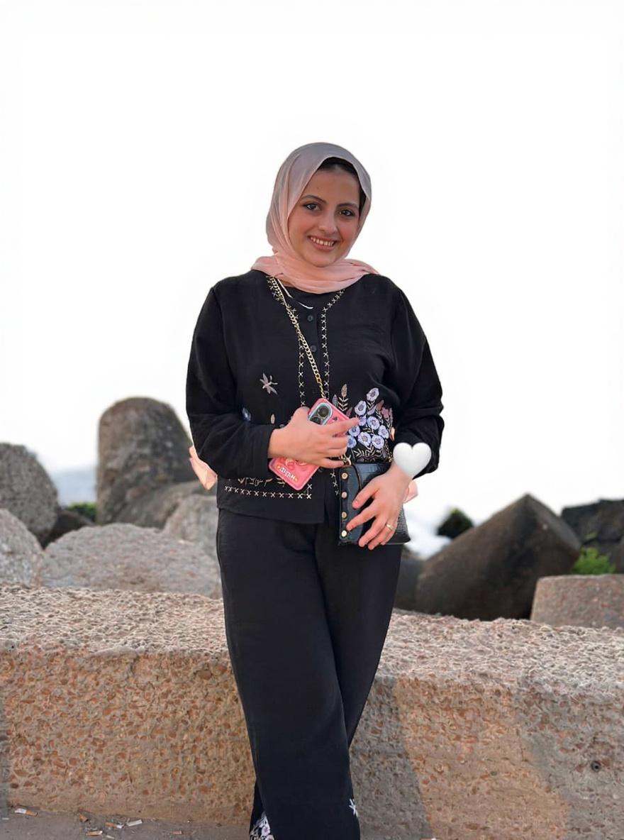 white-background-same-features-h6khopxdea