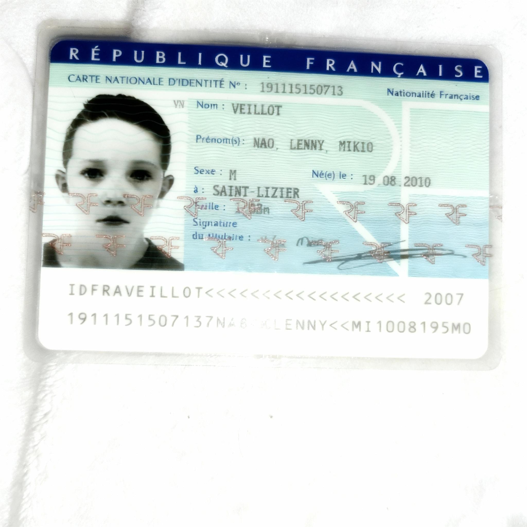 change-la-partie-nee-le-19082010-en-remplacant-qup6ui5k42