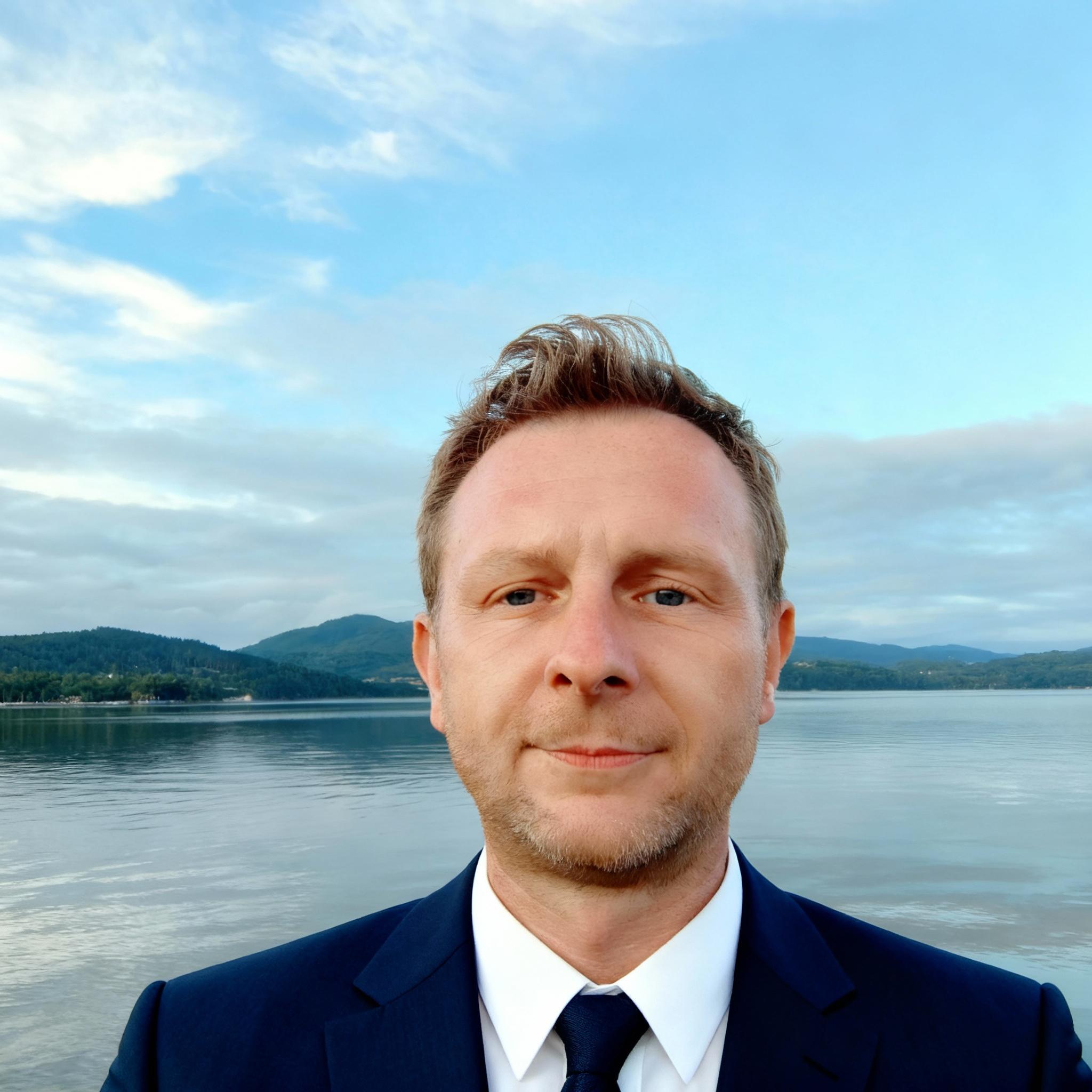 zdjecie-biznesowe-w-marynarce-1x92v3wcu4