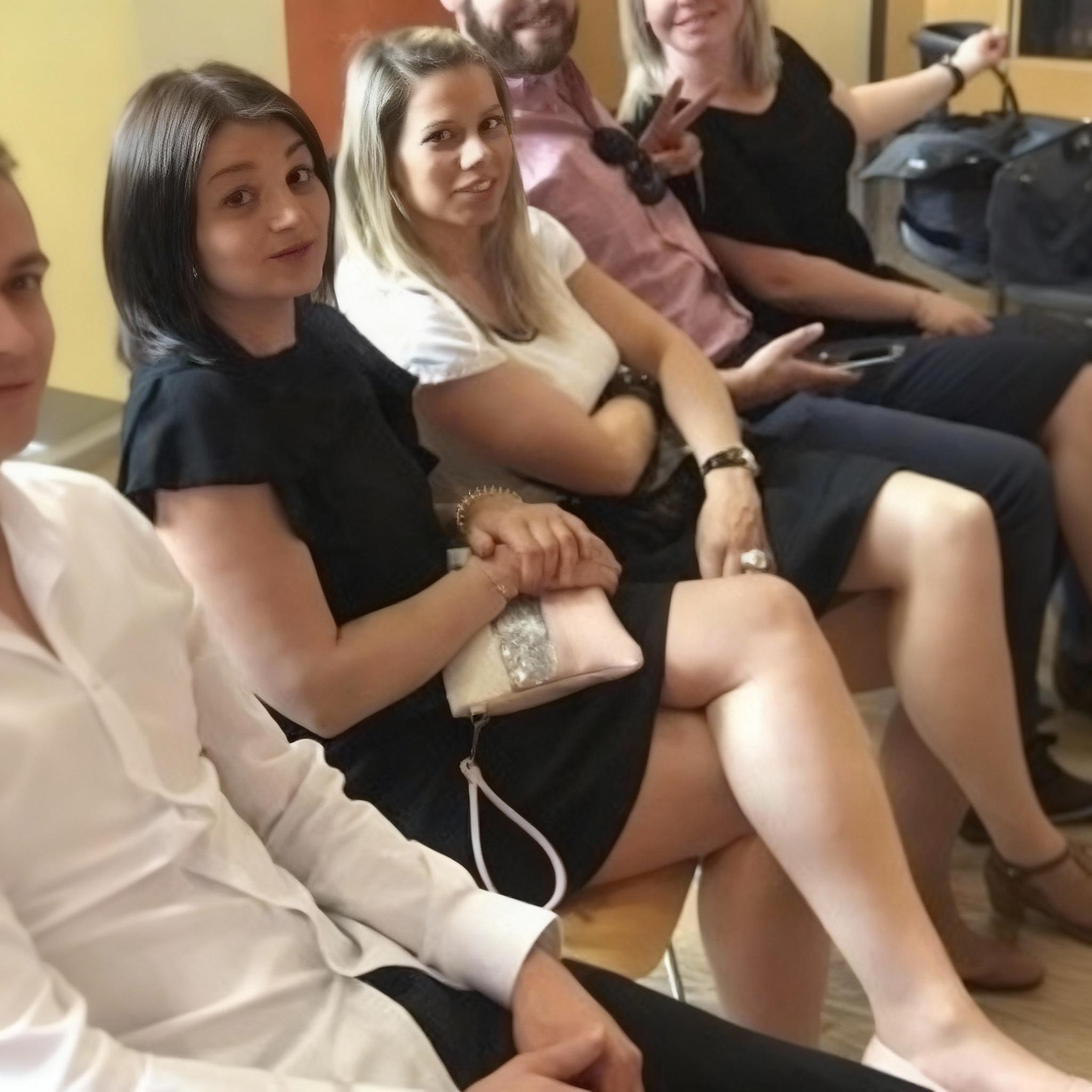 raccourci-la-jupe-noir-fjwxmt6b0l