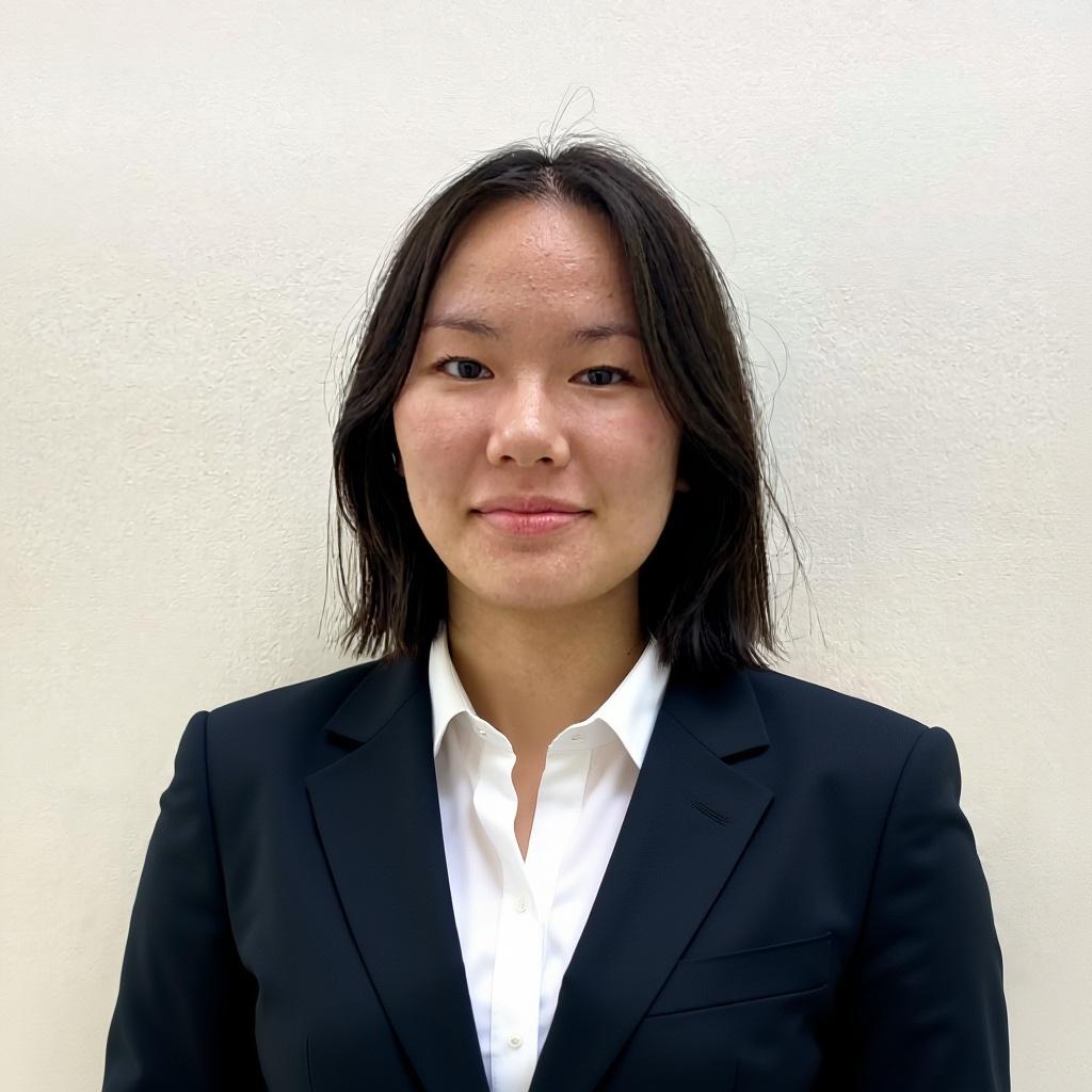 change-to-formal-corporate-wear-for-a-linkedin-sajelf9h05