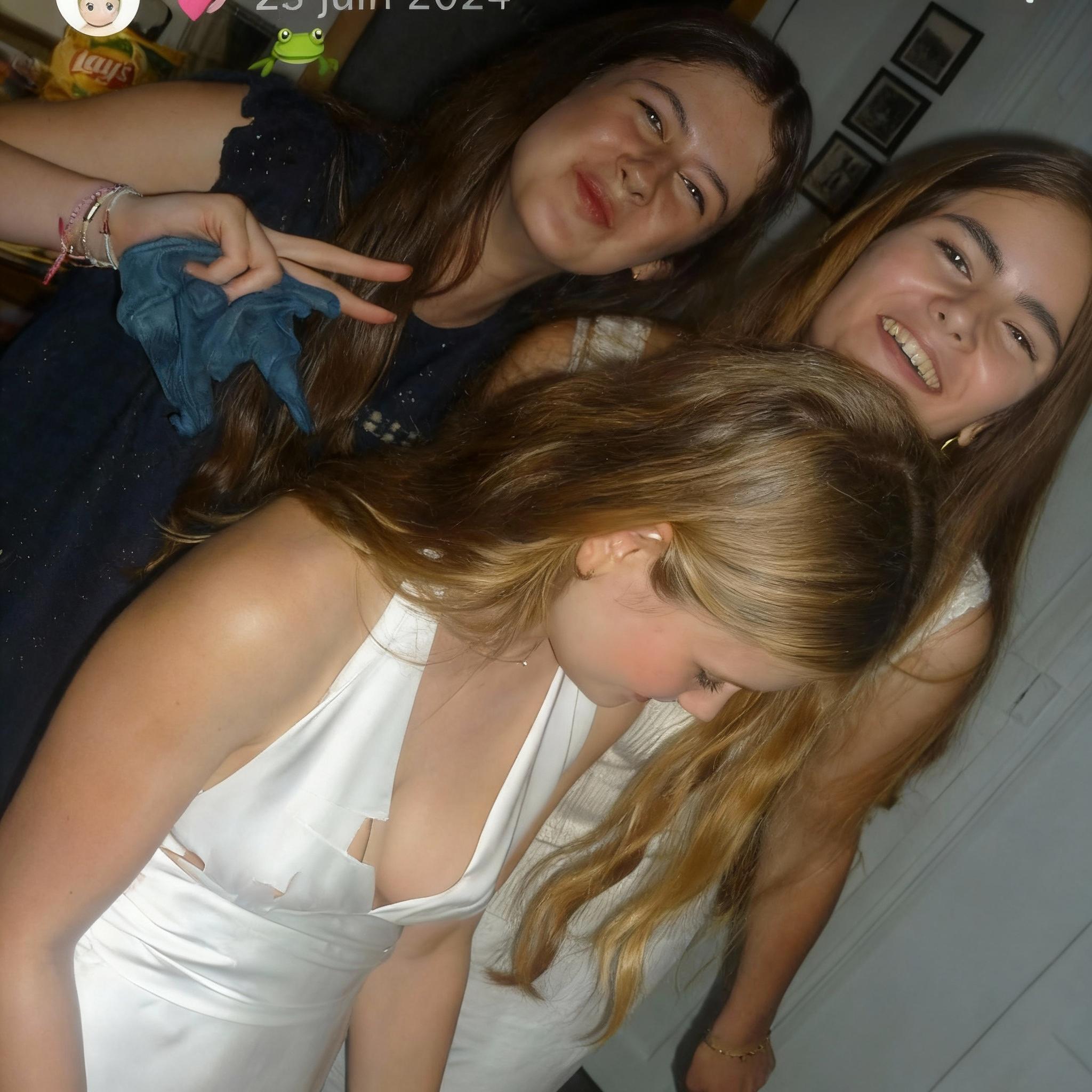 la-robe-de-la-fille-en-blanc-va-etre-modifiee-en-3nl7lcvvqw-2