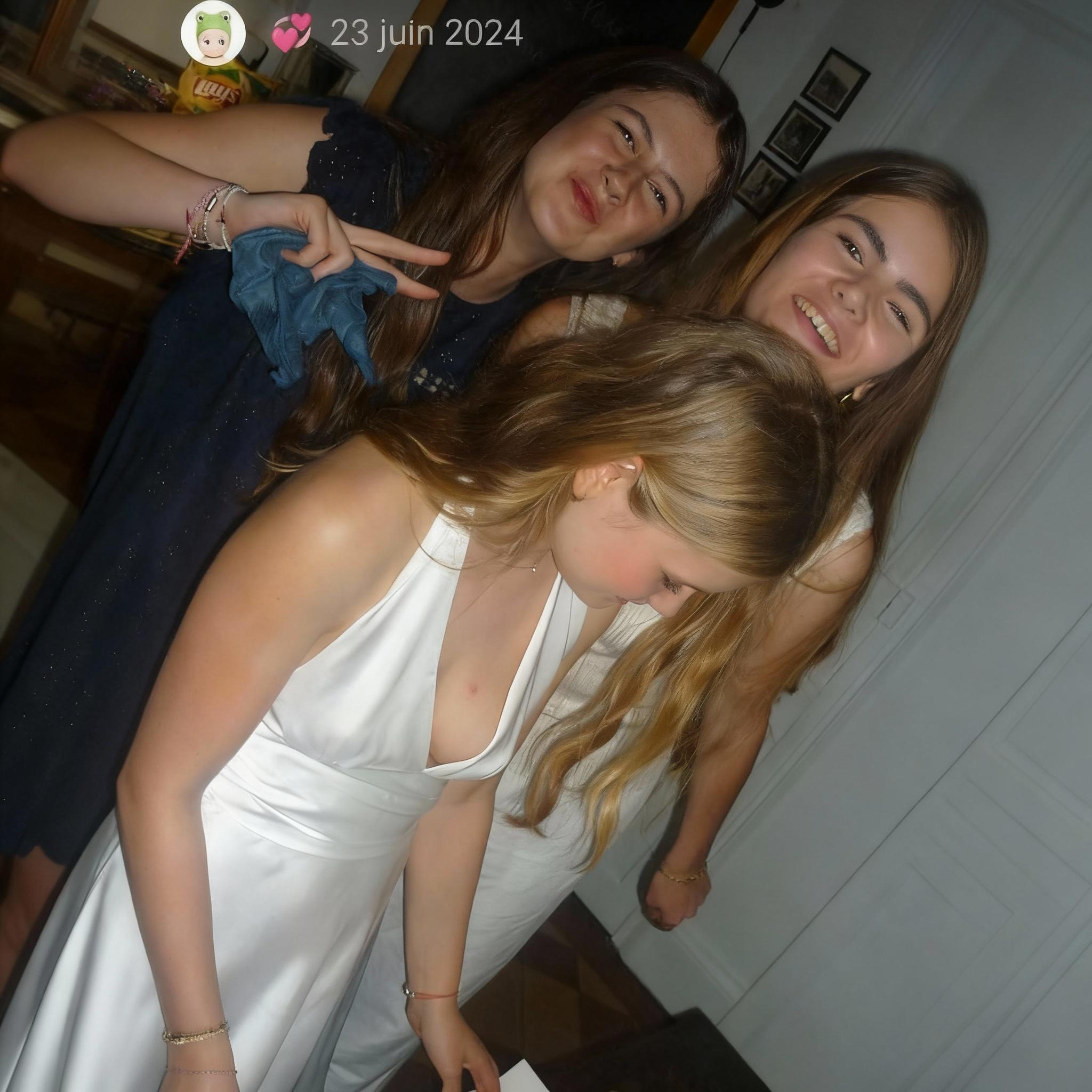 la-robe-de-la-fille-en-blanc-va-etre-modifiee-la-em794sa7fi-2