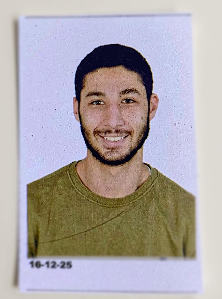 transform-the-uplouded-phot-r8gi09zx9t