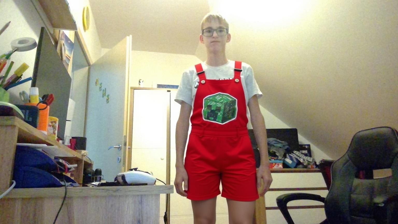 the-clothes-changes-to-a-red-short-tight-overall-s4e24sedz6