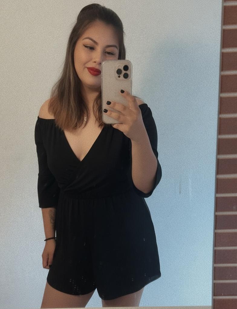 remove-clothes-msvn5a94w3