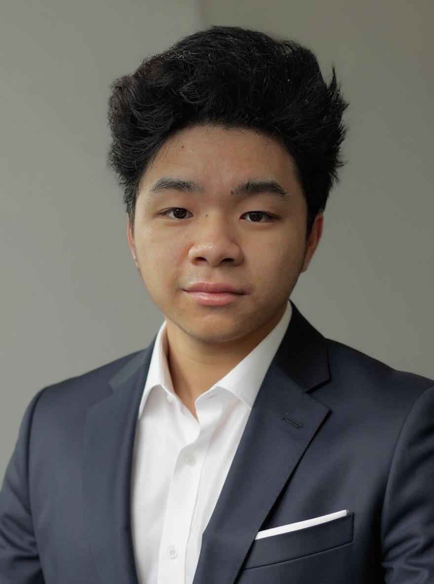 linkedin-proferssional-headhsot-navy-suit-and-a-o25vzjl5xy