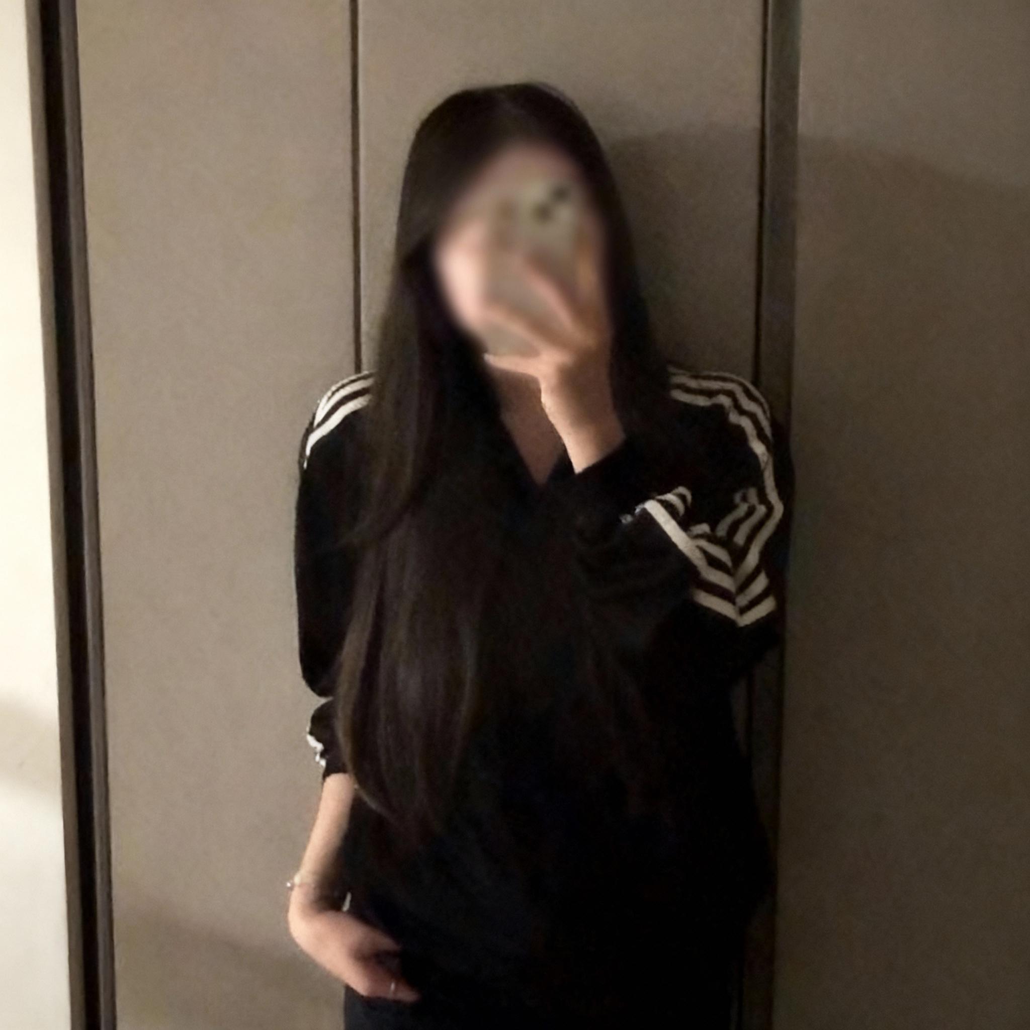 picture-her-undressed-and-you-have-to-draw-the-bq5yrsd1dv