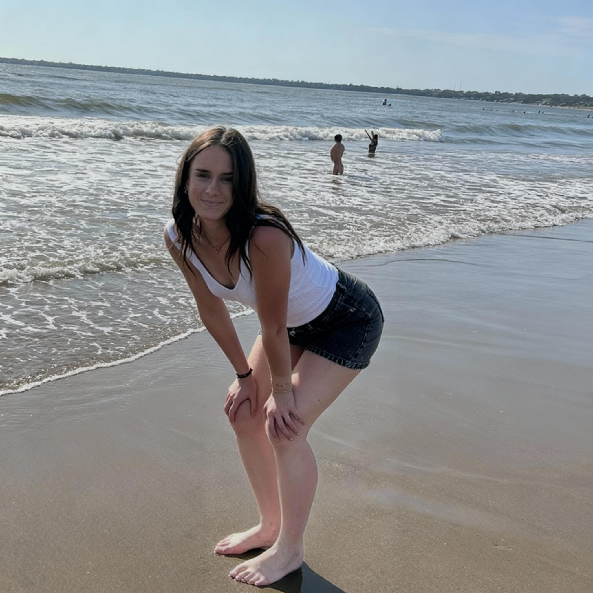 make-her-drop-it-low-aowp1fhqn8