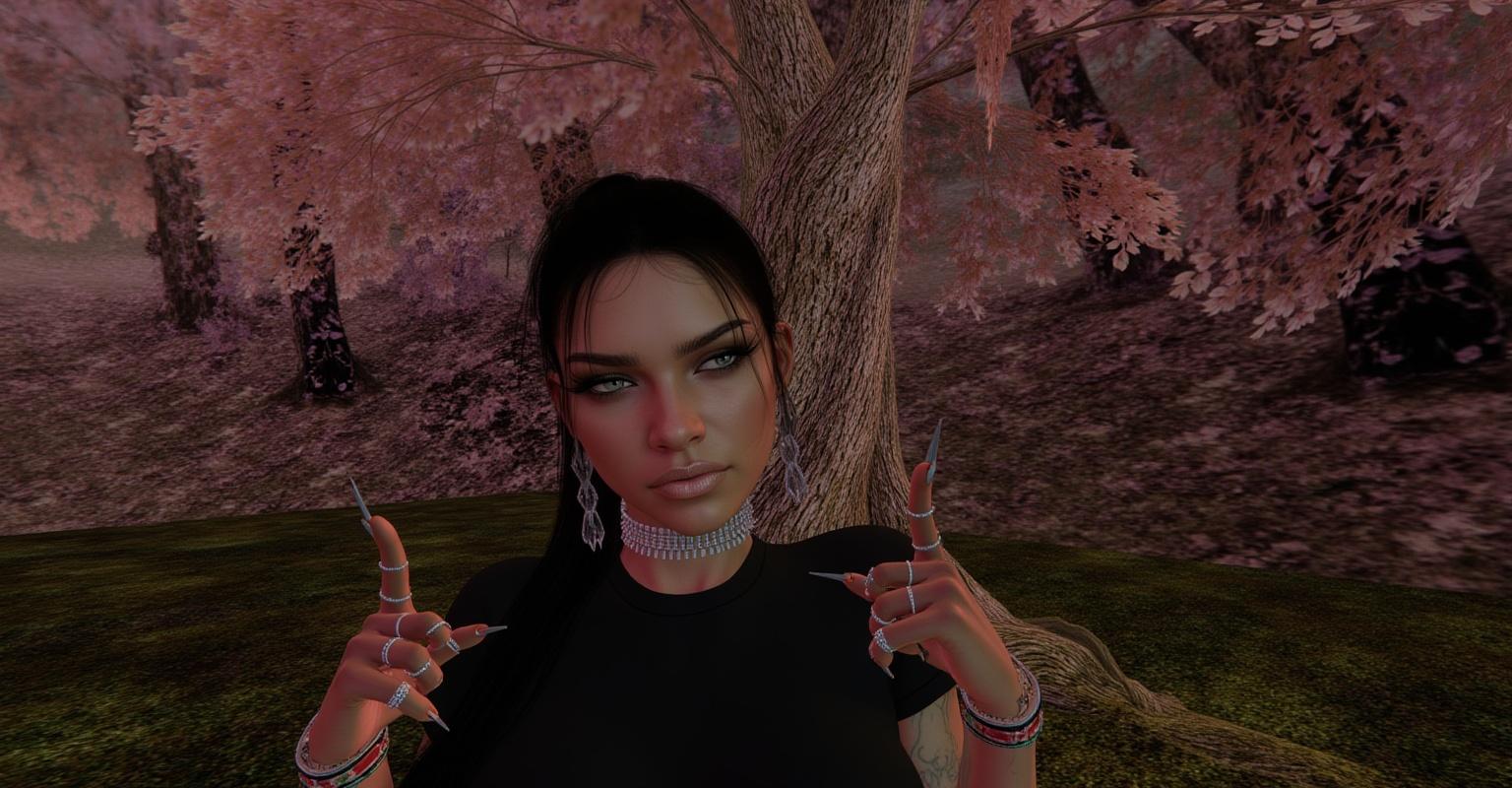 a-portrait-of-a-young-woman-with-natural-lighting-cf67s1ay6q