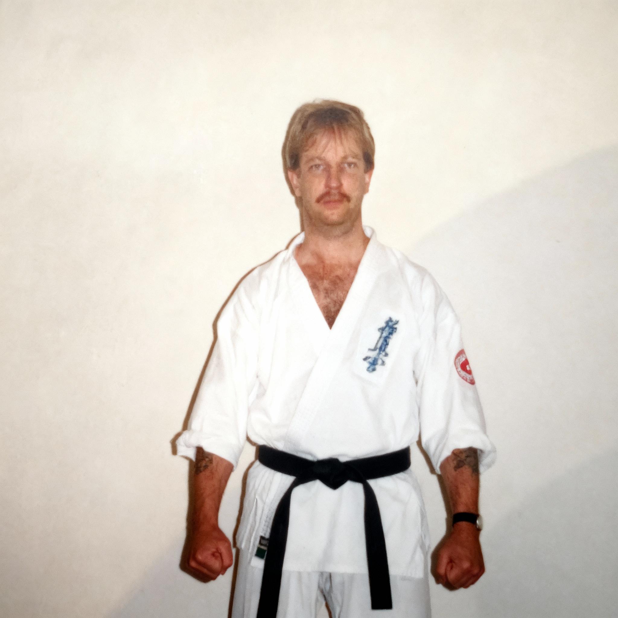 foto-with-black-belt-7tdz7x9rn8