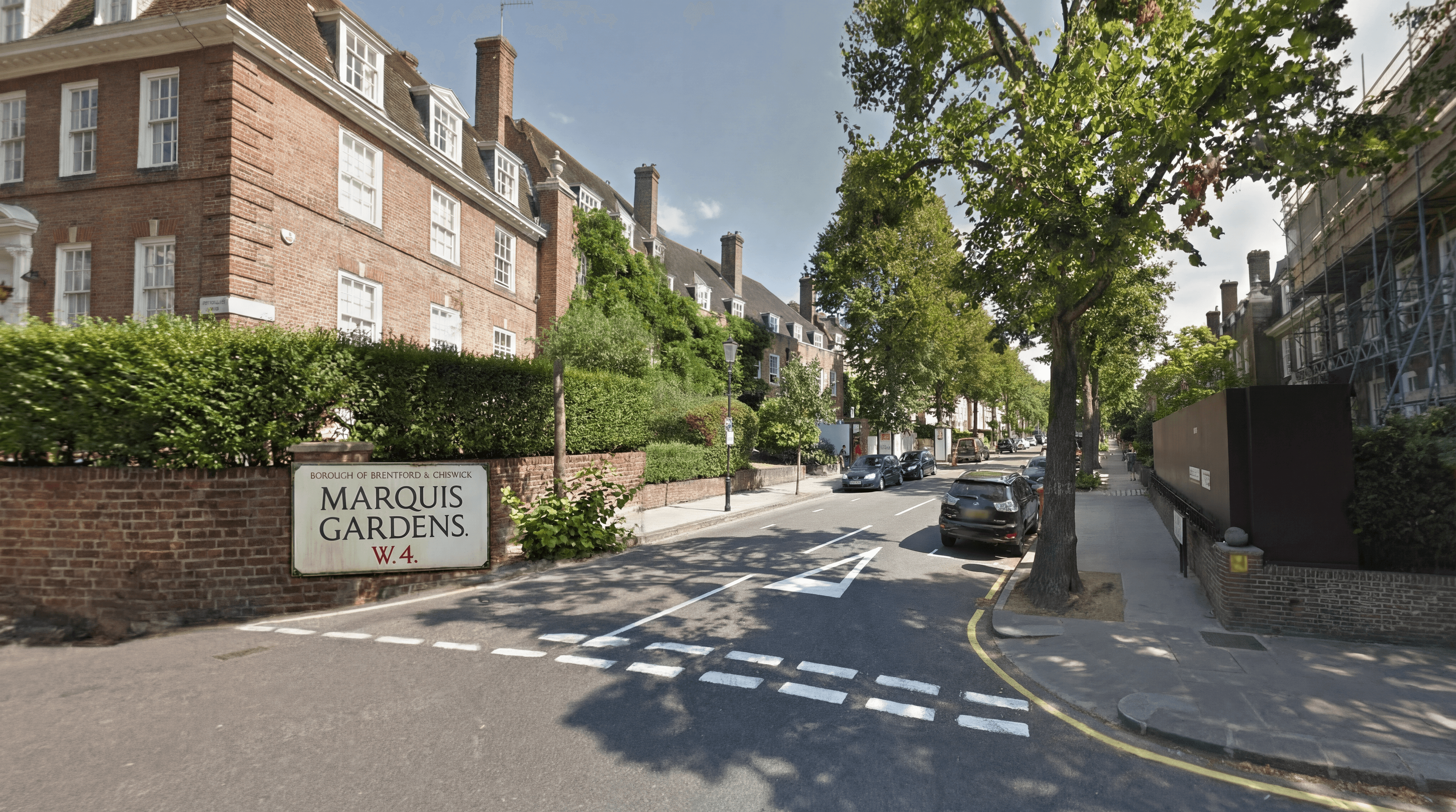 could-you-put-a-street-sign-on-the-wall-in-the-0qbz7fjqma-1