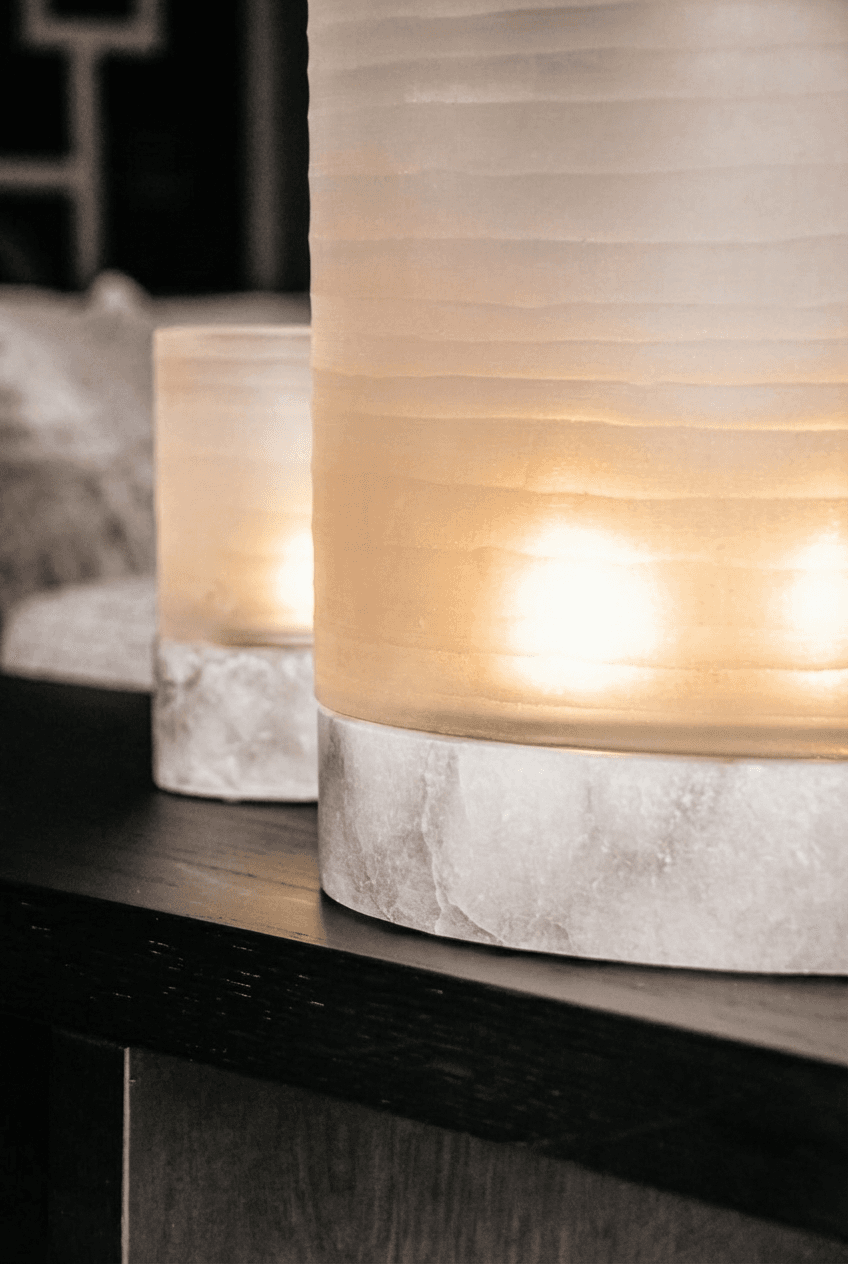 make-the-candle-light-reflection-lighter-k7whoethbo