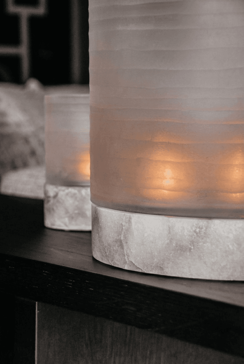 make-the-candle-light-reflection-less-bright-m0snqvradq