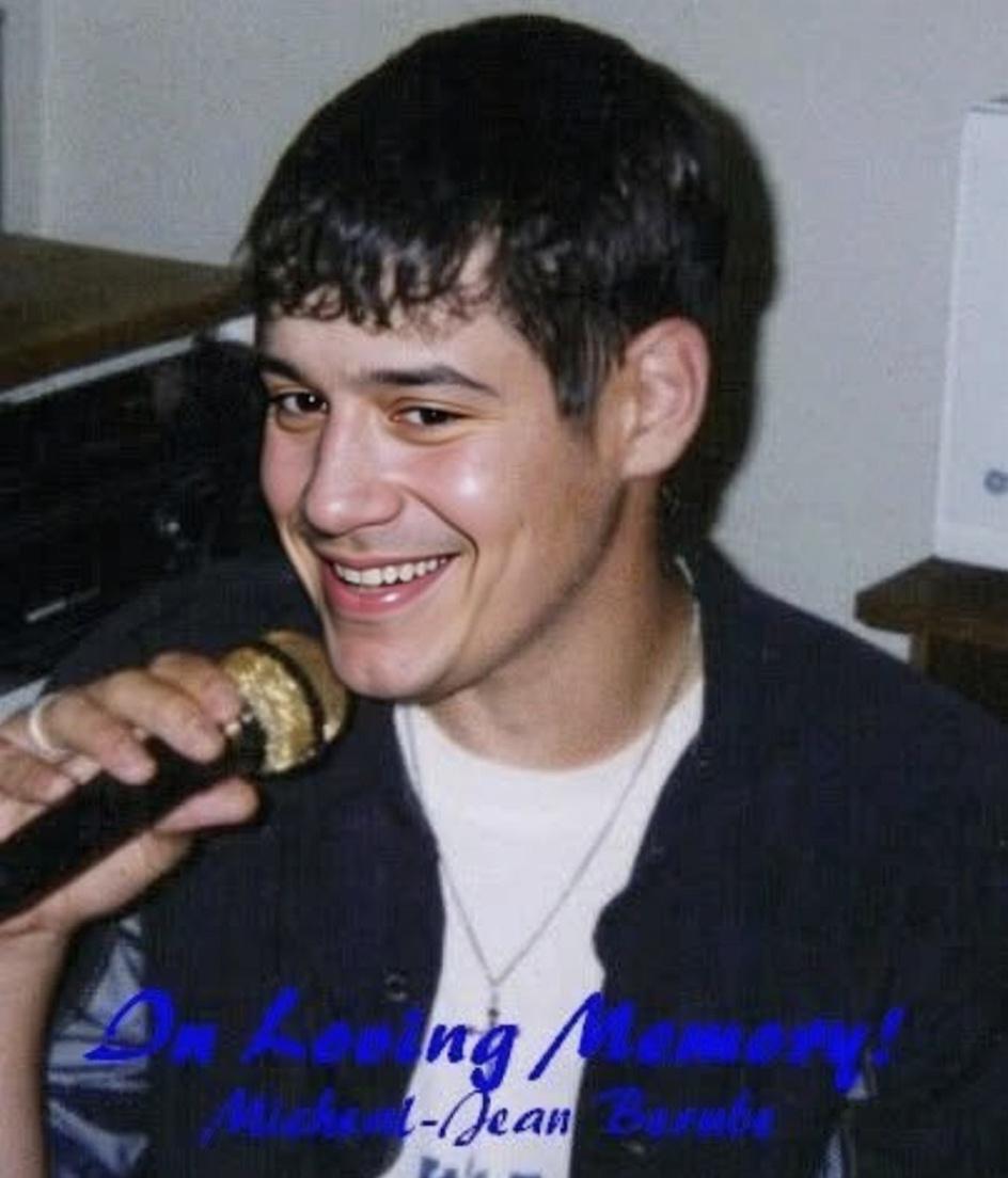 sad-eyes-show-me-with-cheeky-smile-vliqkm9tst