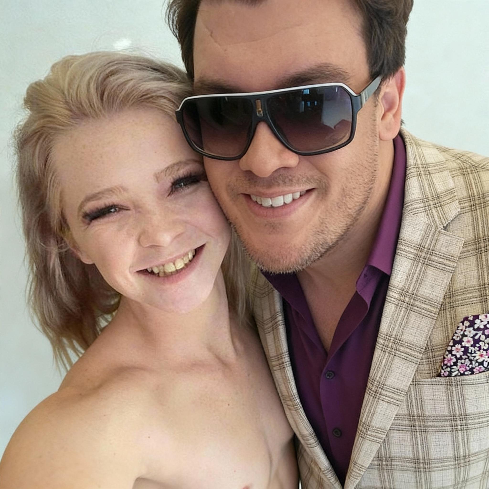 replace-black-guy-in-second-photo-with-guy-in-left-0gu5kgdjp-2