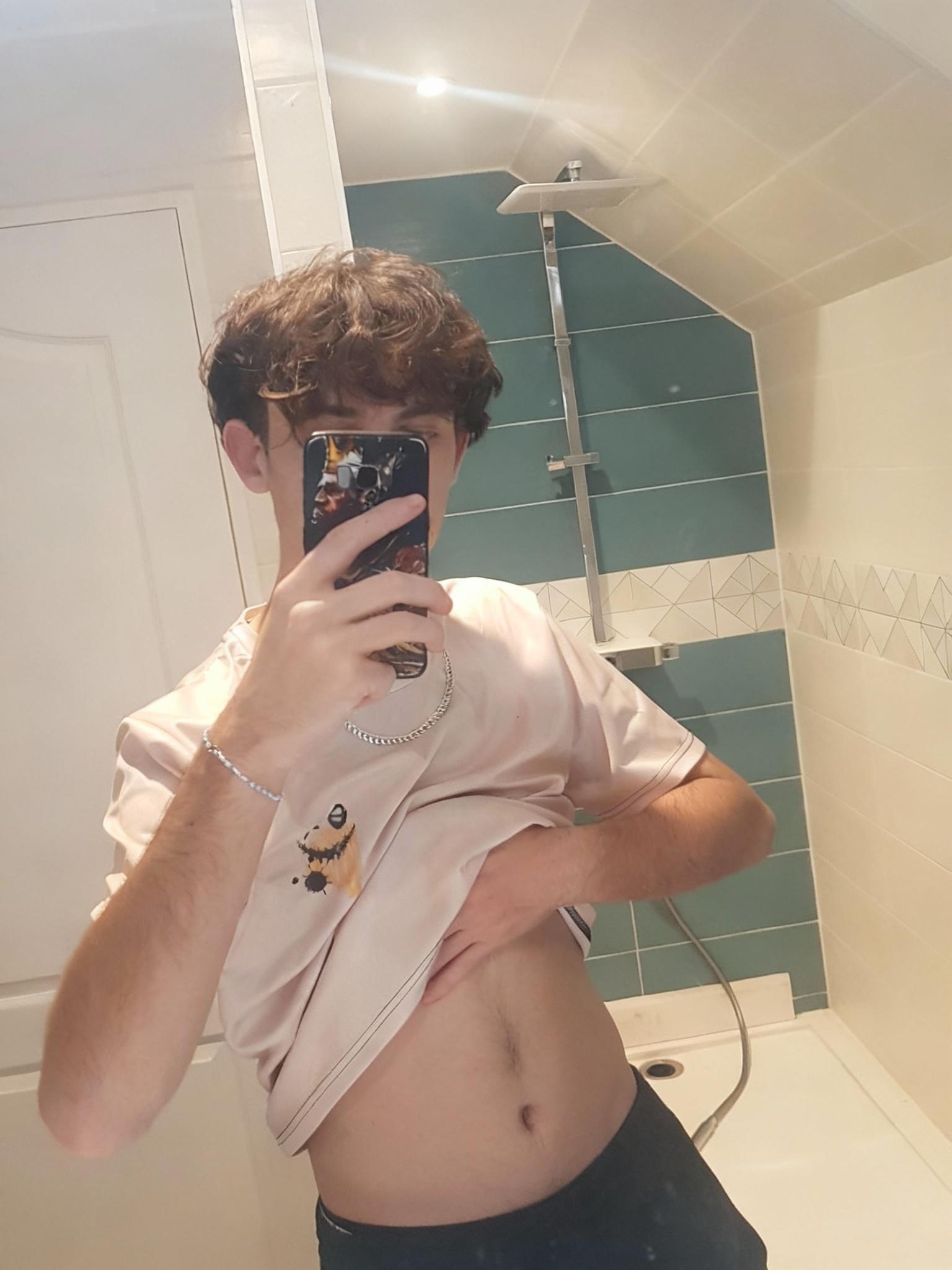 i-want-very-slight-but-visible-abs-bt63pb1j46-2