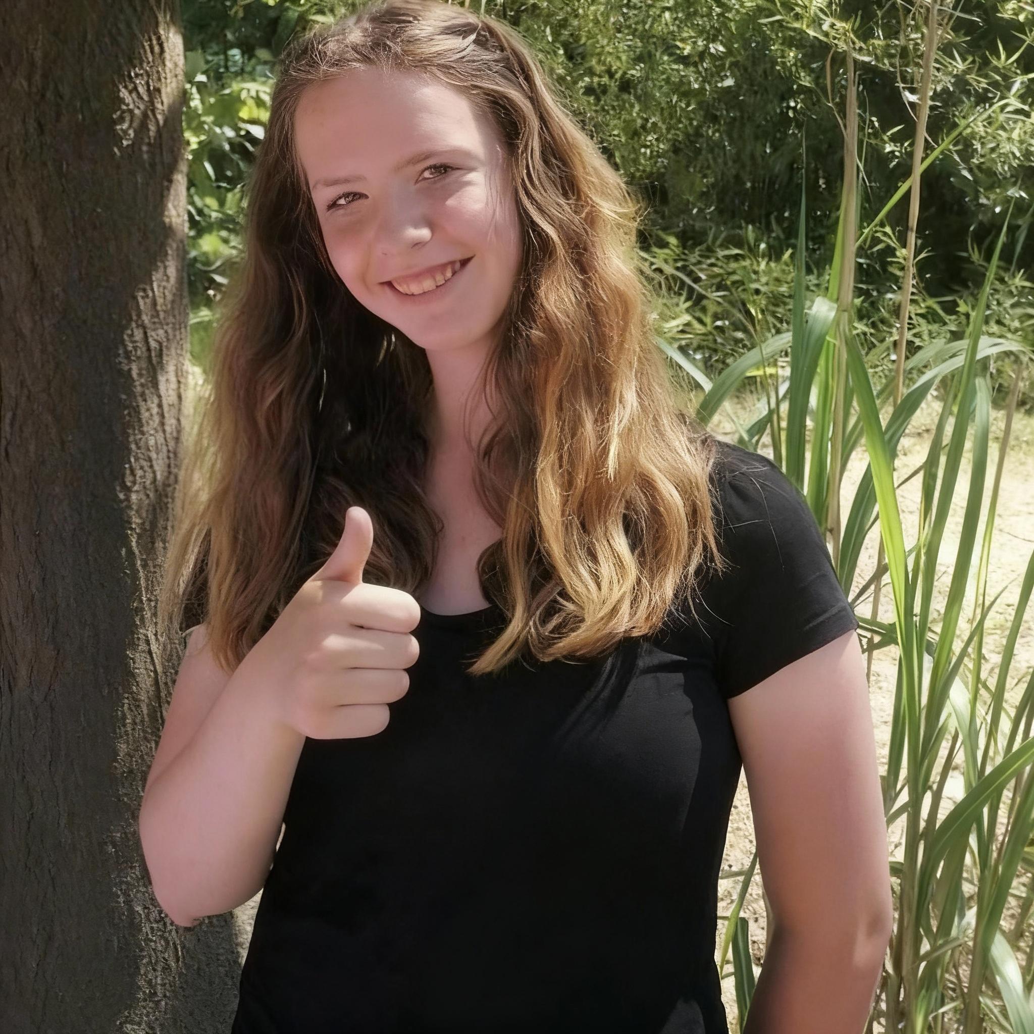 remove-all-clothing-jewellery-and-sunglasses-3mv7ky1gey