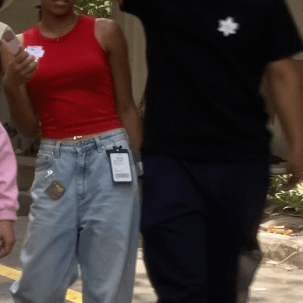 deixe-elas-com-pinto-pequeno-e-bunda-grande-e-2ew4bxkkk1