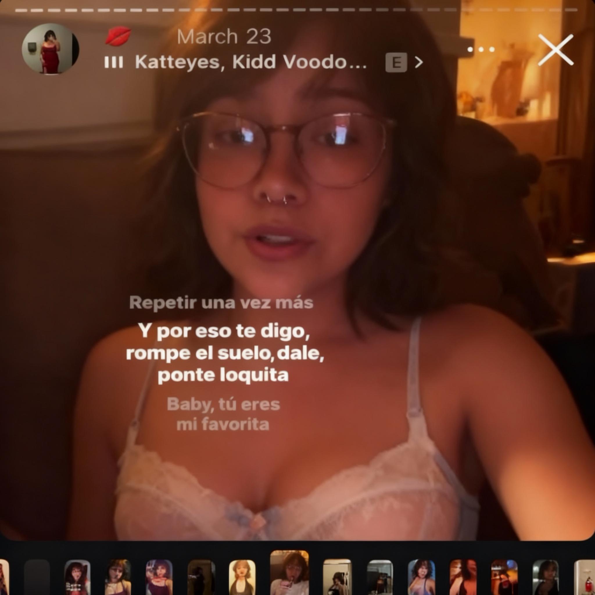 put-her-in-lingerie-d8ou2ke411