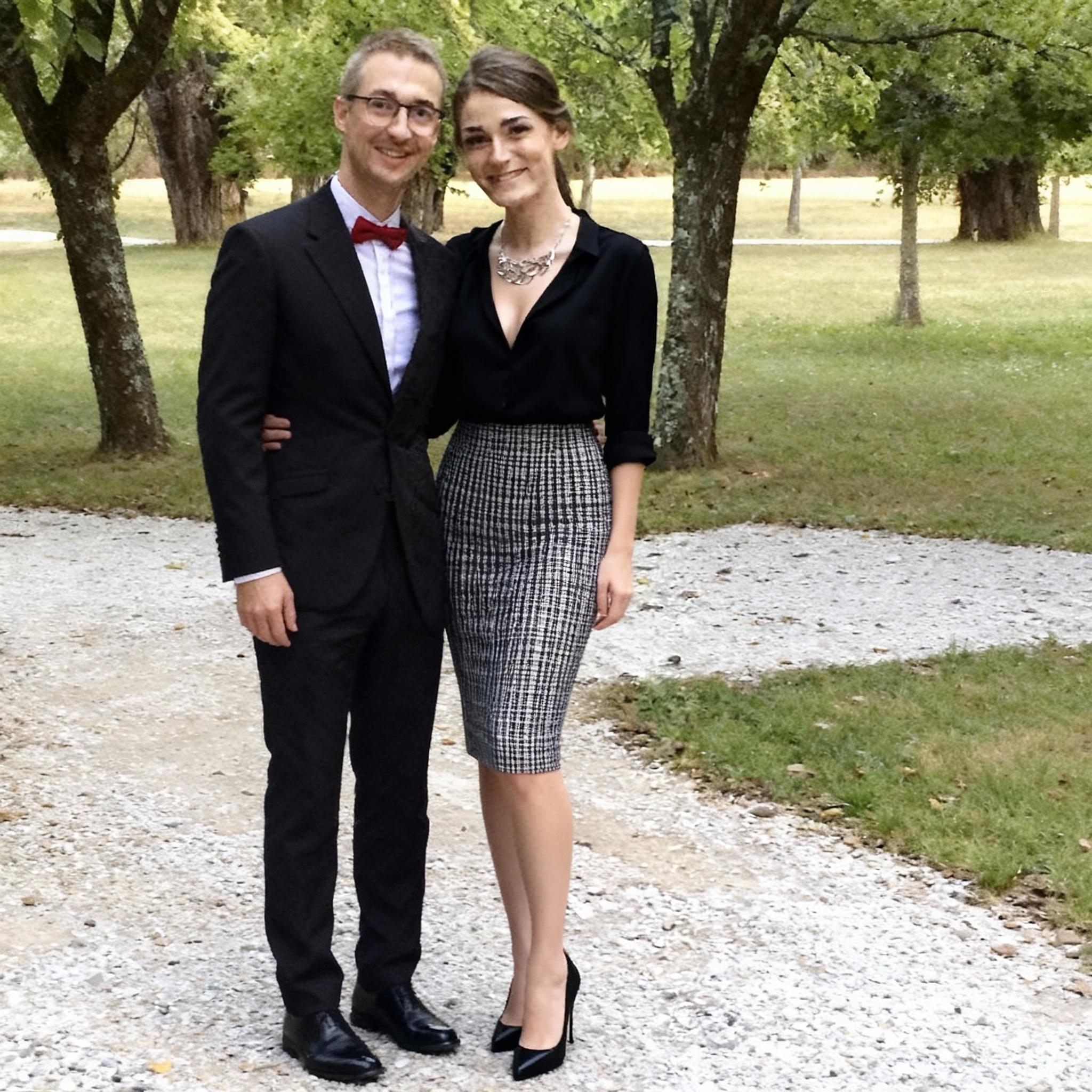 switch-clothes-with-pencil-pleated-nova-check-lr7jb2text